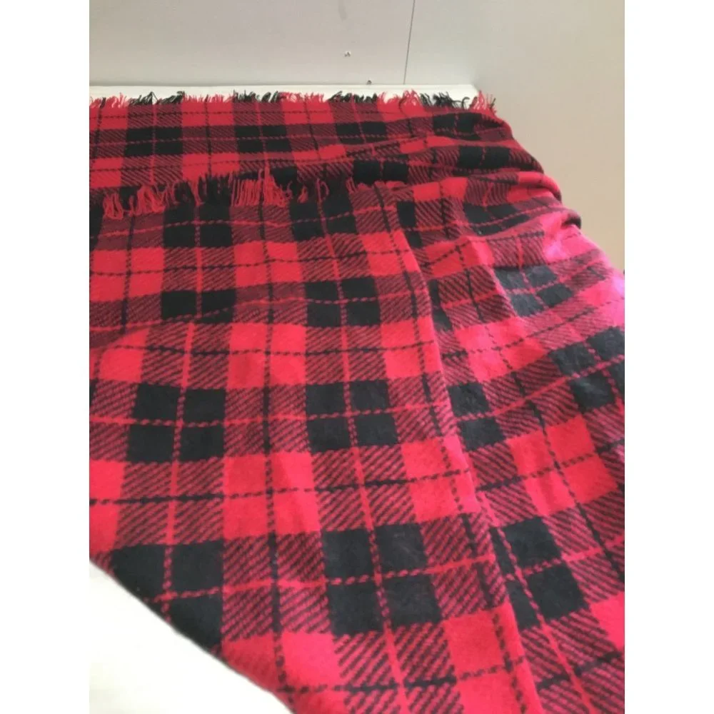 Black red plaid blanket scarf wrap with fringe approximately 51”x58”